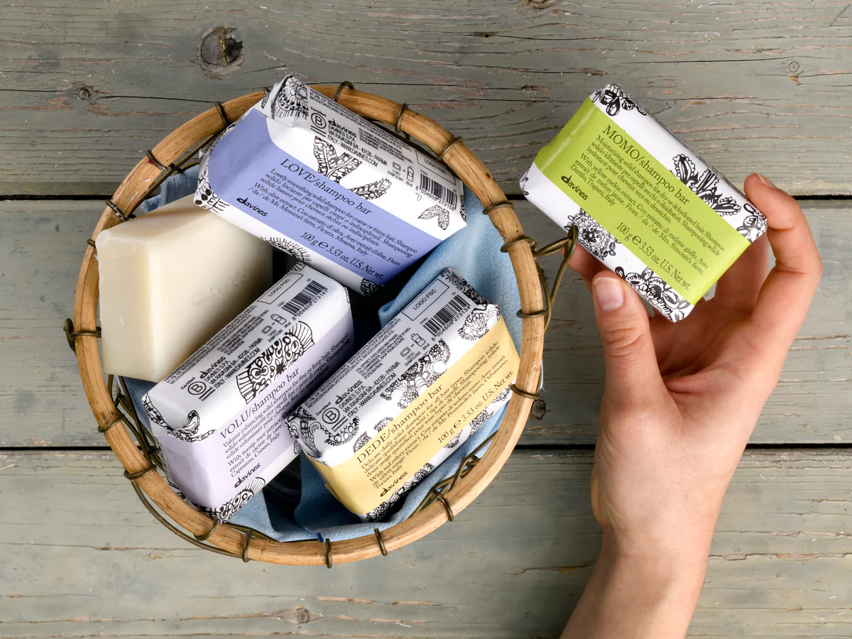 Davines, Shampoing solides, Gamme Essential Haircare, Coiffure Naturelle, Produits Écologiques, Frisstyle, Montpellier, Tendance, Nature, Colorations Végétales, Coiffure Énergétique, Coiffure Mnémoénergétique, Coiffure Consciente, Soin, Beauté, Cheveux, Meilleur Salon De Coiffure, Meilleur Coiffeur Bio Davines, Shampoing solides, Gamme Essential Haircare, Coiffure Naturelle, Produits Écologiques, Frisstyle, Montpellier, Tendance, Nature, Colorations Végétales, Coiffure Énergétique, Coiffure Mnémoénergétique, Coiffure Consciente, Soin, Beauté, Cheveux, Meilleur Salon De Coiffure, Meilleur Coiffeur Bio